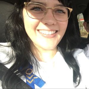 Meet your Posher, Megan